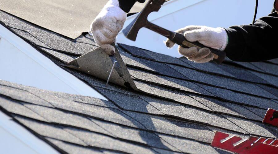 Professional gutter cleaning in Coldspring, TX